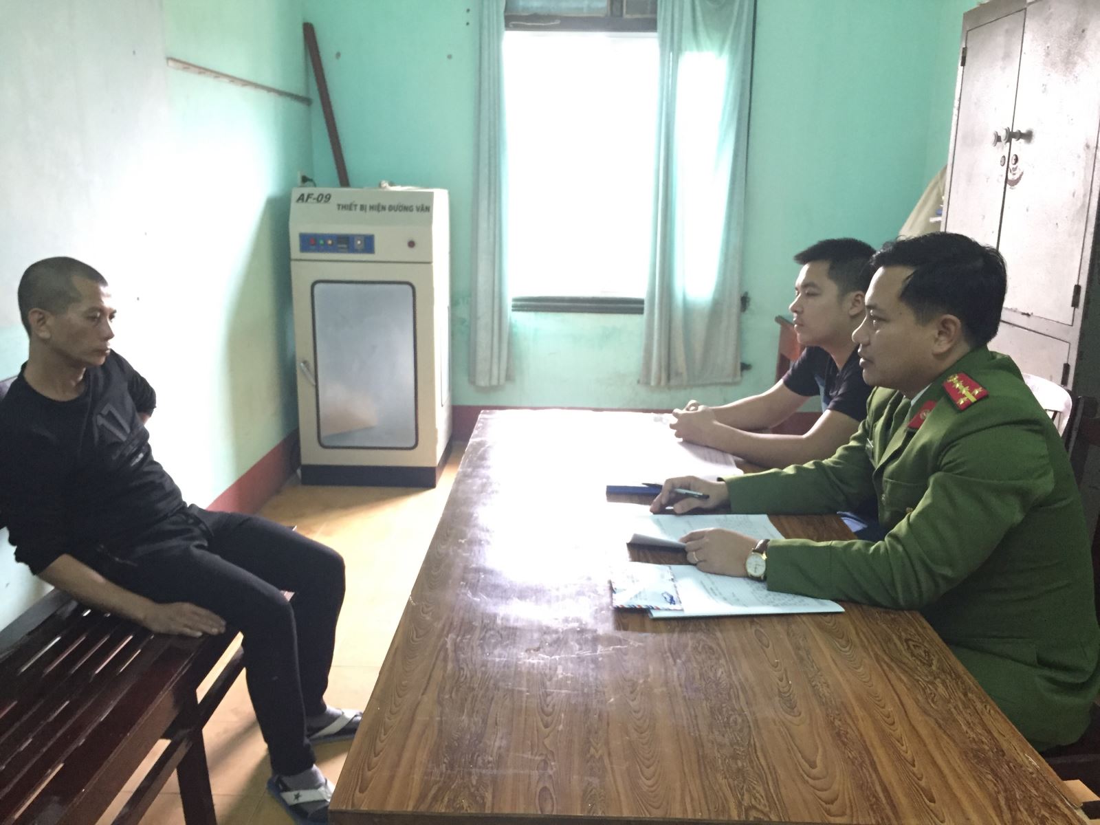 Đối tượng Nguyễn Hoàng Đăng tại cơ quan Công an